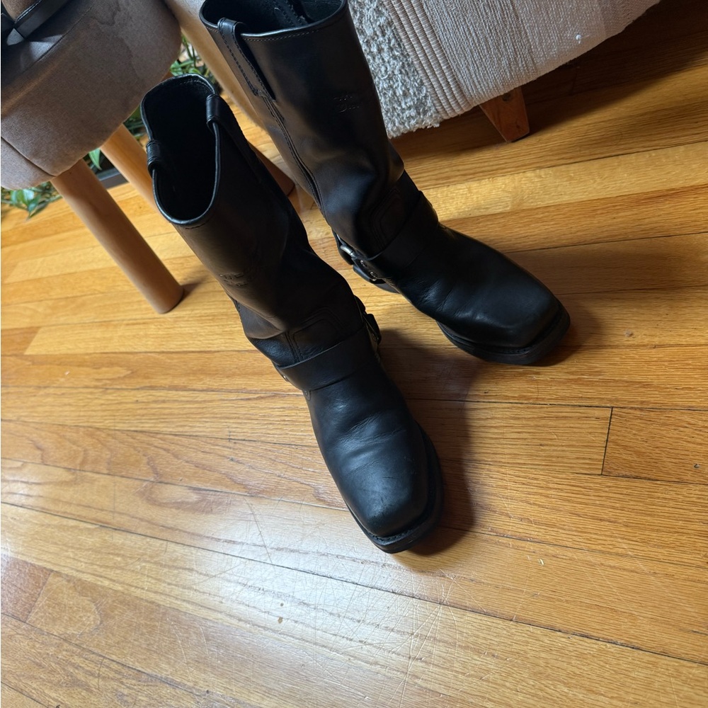 Engineer Black Leather Boots… Harley Davison
